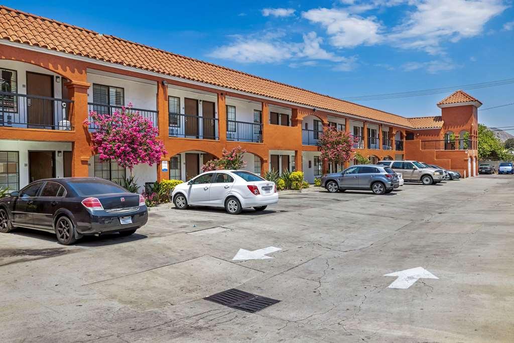 Econo Lodge Moreno Valley Exterior photo